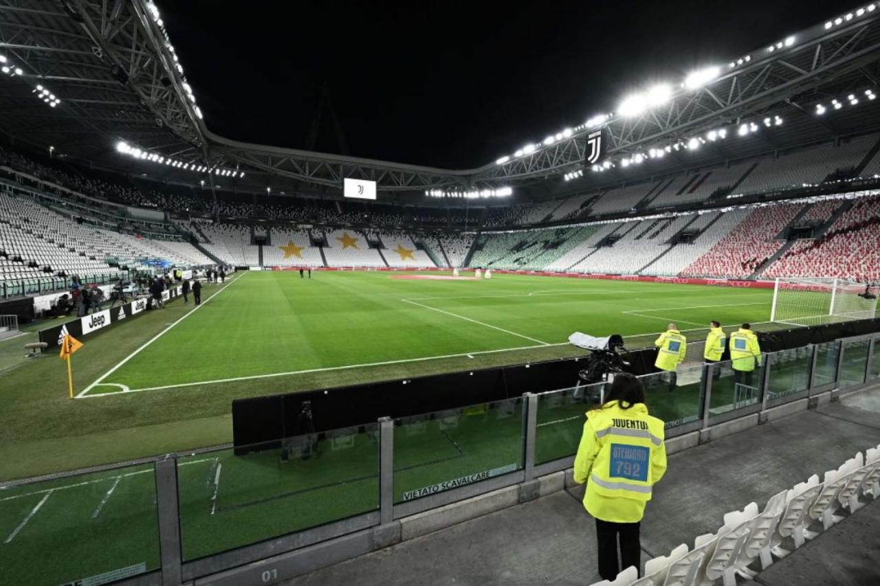 Tra Stadio E Storia - Fronte Allianz Stadium Juventus Venaria Reale Εξωτερικό φωτογραφία